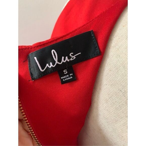 Lulus dress size small with cut outs - Picture 4 of 6